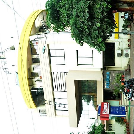 Hotel Premier Bhusawal Exterior photo